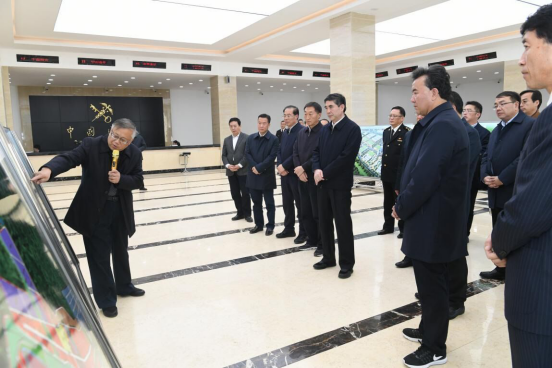 省委書記王建軍、省長(zhǎng)劉寧視察曹家堡保稅物流園運(yùn)營(yíng)情況